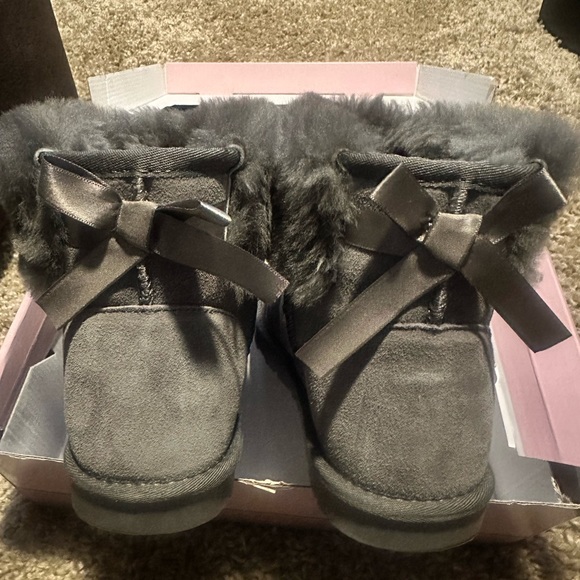 Gray Lambskin Boots - Picture 6 of 7